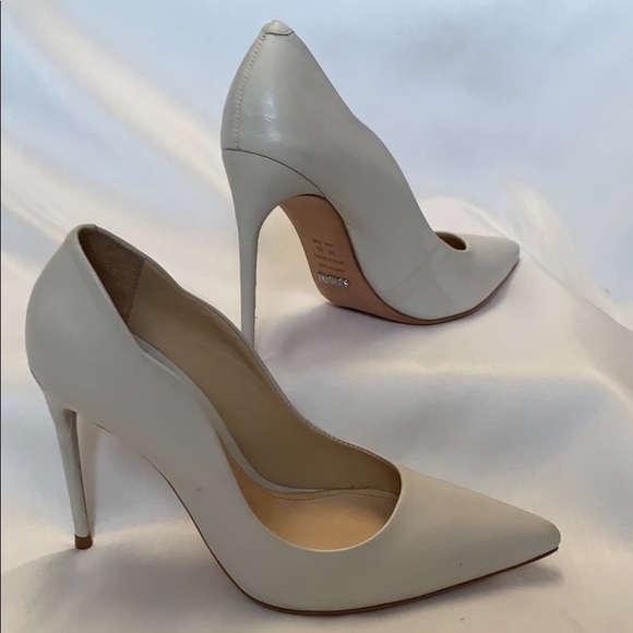 Heels Shoes from Brazil - Picture 1 of 3